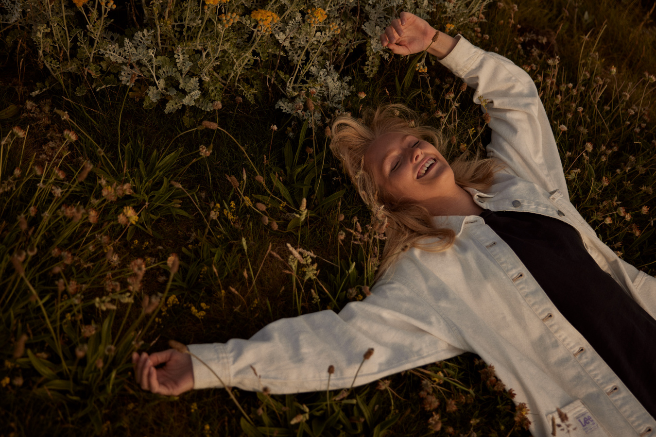 joyful 