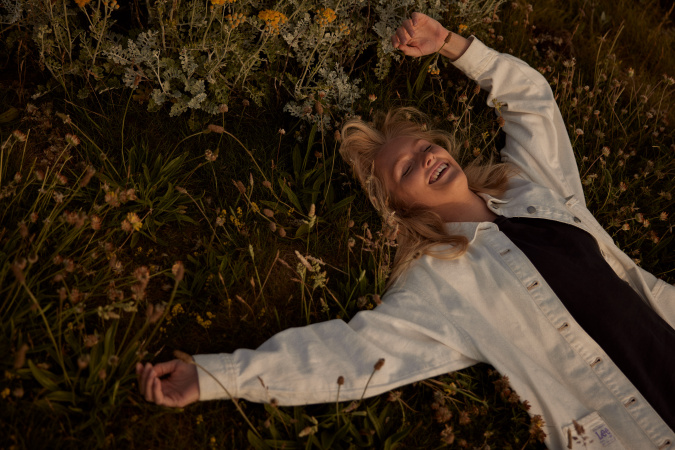 joyful 