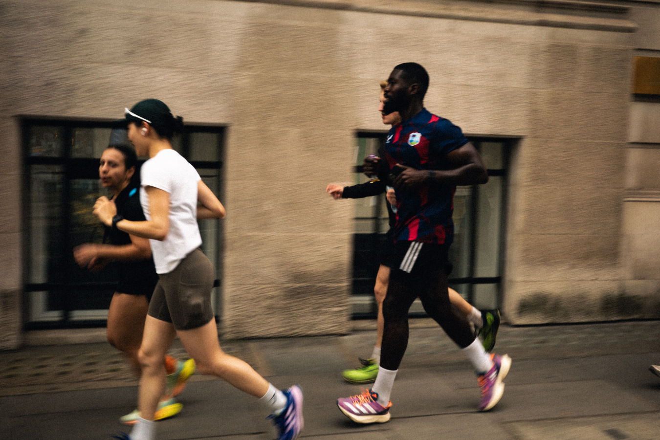 Adidas Running Club 