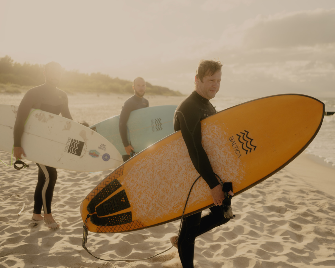 Surfers 